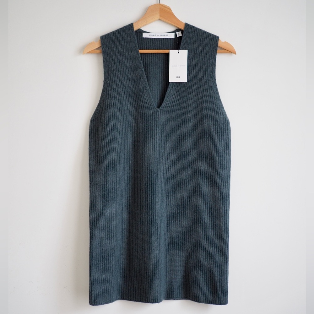 Lemaire wool vest Uniqlo premium lambswool sleeveless sweater